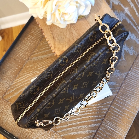 LOUIS VUITTON Trousse 28 Monogram Vintage Bag - Picture 5 of 13